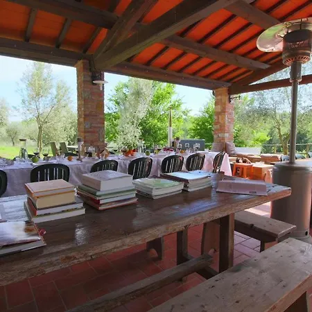 Apartment Madonna Della Sanita Sleeps 4 Pool T763604