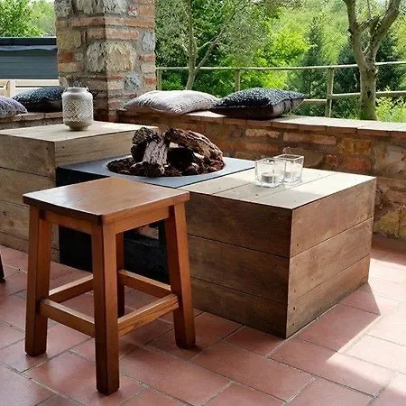 Madonna Della Sanita Sleeps 4 Pool T763604